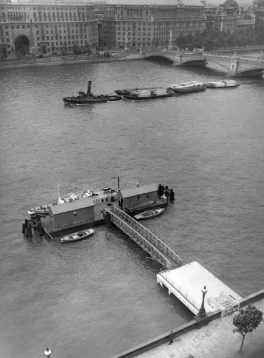 Framed Print : Lambeth Fireboat Station Framed Print : Lambeth Fireboat Station
