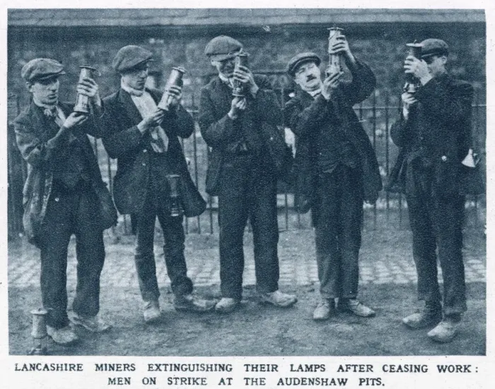 Framed Print : Lancashire miners extinguishing their lamps after ceasing work Framed Print : Lancashire miners extinguishing their lamps after ceasing work