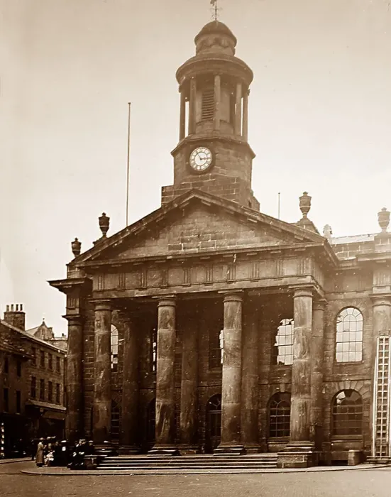 Framed Print : Lancaster Town Hall, early 1900s Framed Print : Lancaster Town Hall, early 1900s