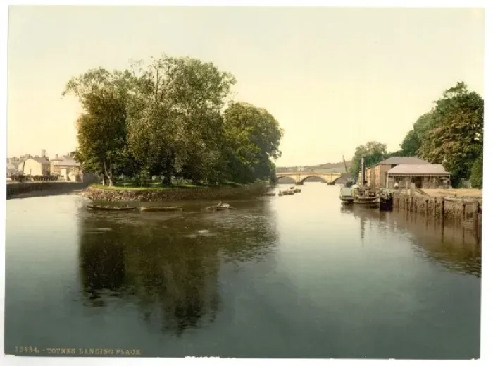 Framed Print : Landing place, Totnes, England Framed Print : Landing place, Totnes, England