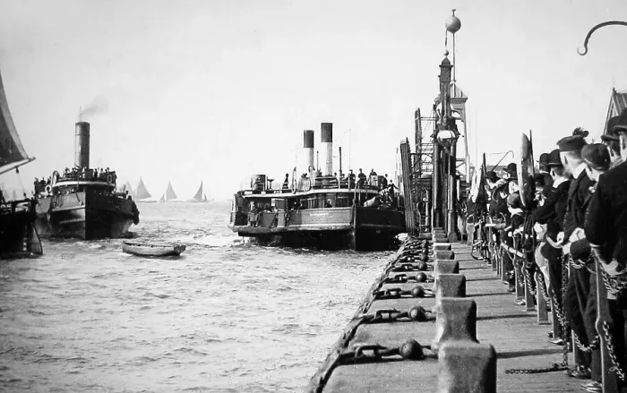 Framed Print : Landing stage, Liverpool Framed Print : Landing stage, Liverpool