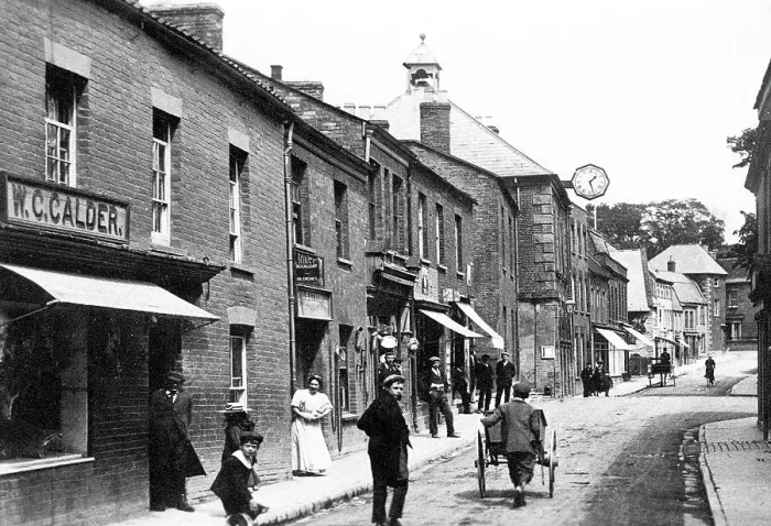 Framed Print : Langport Bow Street early 1900s Framed Print : Langport Bow Street early 1900s