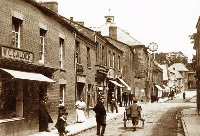 Framed Print : Langport Bow Street early 1900s Framed Print : Langport Bow Street early 1900s