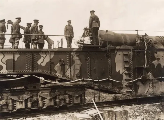 Framed Print : Large British gun inspected by George V and officers, WW1 Framed Print : Large British gun inspected by George V and officers, WW1