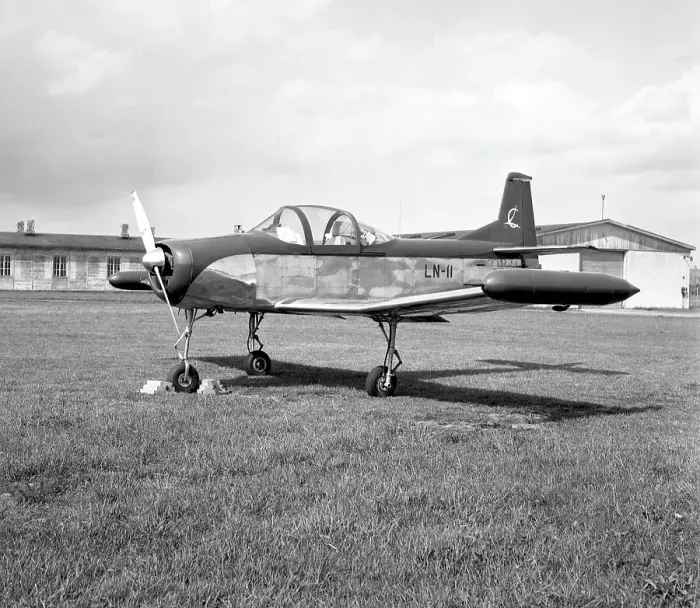 Framed Print : Larsen Special LN-11 Framed Print : Larsen Special LN-11