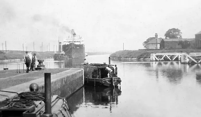 Framed Print : Latchford Locks, Manchester Ship Canal Framed Print : Latchford Locks, Manchester Ship Canal