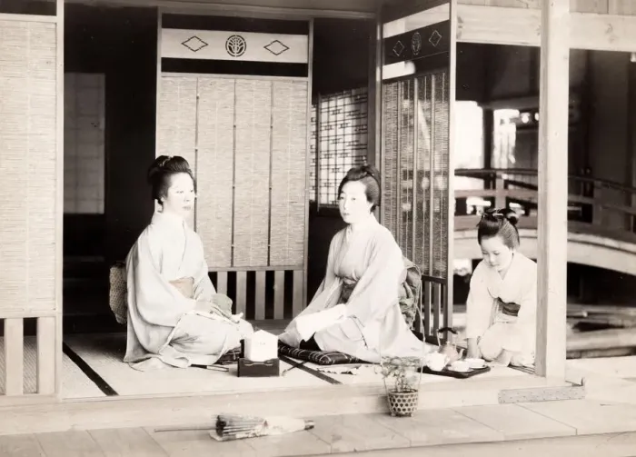 Framed Print : Late 19th century - young Japanese women, tea house Framed Print : Late 19th century - young Japanese women, tea house