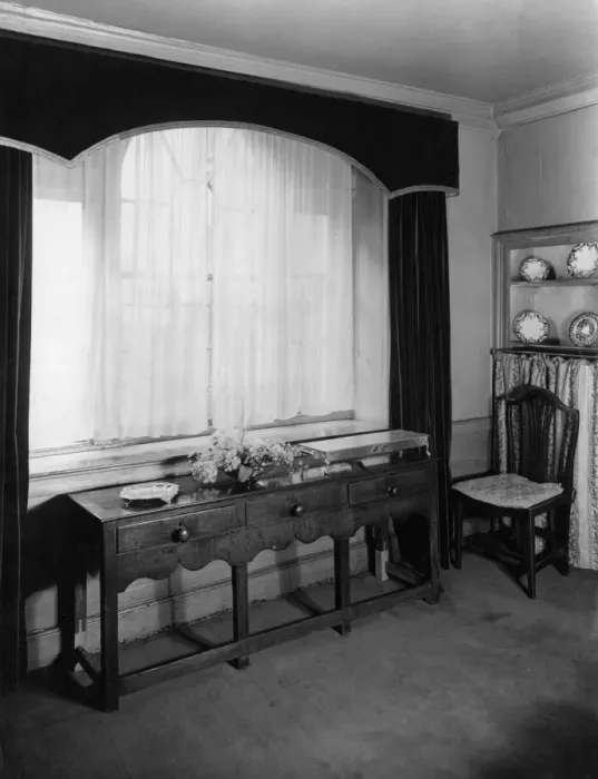 Framed Print : Late Georgian Dresser Framed Print : Late Georgian Dresser