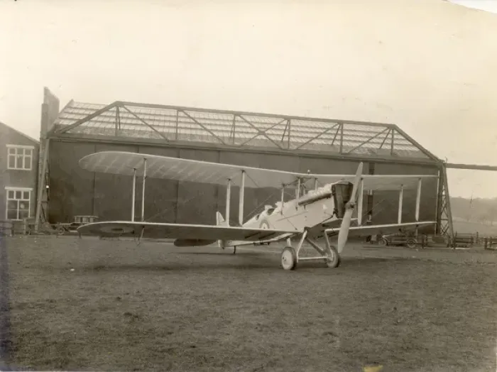 Framed Print : A late-production Liberty-engined DH9A, J8462 Framed Print : A late-production Liberty-engined DH9A, J8462