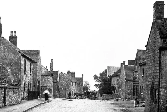 Framed Print : Laughton High Street early 1900s Framed Print : Laughton High Street early 1900s