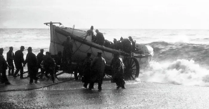Framed Print : Launching a lifeboat Framed Print : Launching a lifeboat