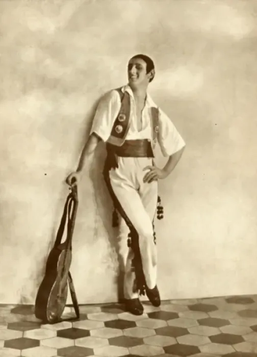 Framed Print : Laurent Novikoff, Russian ballet dancer Framed Print : Laurent Novikoff, Russian ballet dancer