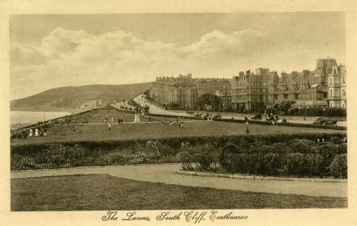 Framed Print : The Lawns, South Cliff, Eastbourne, East Sussex Framed Print : The Lawns, South Cliff, Eastbourne, East Sussex