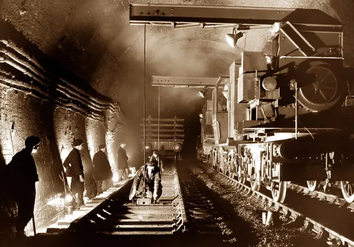 Framed Print : Laying railway tracks in the Severn Tunnel, 1930s maybe Framed Print : Laying railway tracks in the Severn Tunnel, 1930s maybe