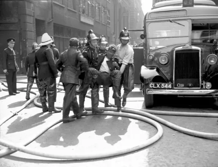 Framed Print : LCC-LFB fatal warehouse fire, Langley Street WC2 Framed Print : LCC-LFB fatal warehouse fire, Langley Street WC2
