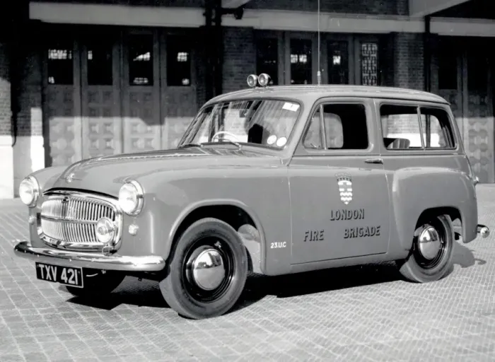 Framed Print : LCC-LFB Hillman staff van at Lambeth HQ Framed Print : LCC-LFB Hillman staff van at Lambeth HQ