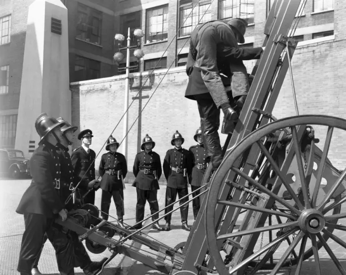 Framed Print : LCC-LFB Recruit firemen training at Brigade HQ, SE1 Framed Print : LCC-LFB Recruit firemen training at Brigade HQ, SE1