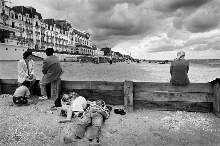 Framed Print : Le Grand Hotel, Cabourg, France Framed Print : Le Grand Hotel, Cabourg, France