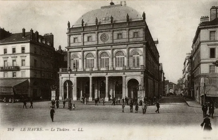 Framed Print : Le Havre, France - The Grand Theatre Framed Print : Le Havre, France - The Grand Theatre
