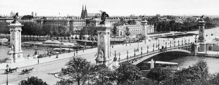 Framed Print : Le Pont Alexandra III, Paris, France, early 1900s Framed Print : Le Pont Alexandra III, Paris, France, early 1900s