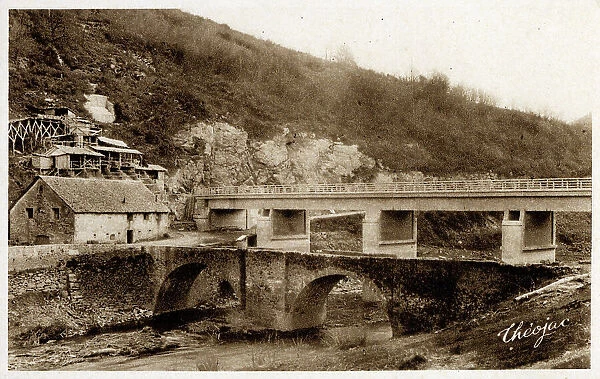 Le Pont des Estourocs, Pleaux, Cantal, France
