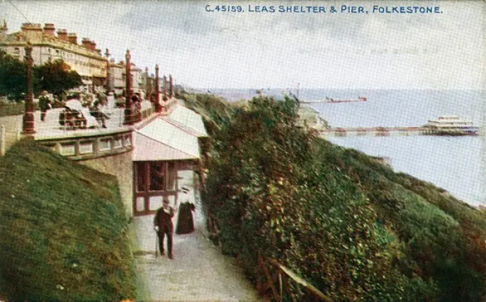 Framed Print : Leas Shelter & Pier, Folkestone, Kent Framed Print : Leas Shelter & Pier, Folkestone, Kent