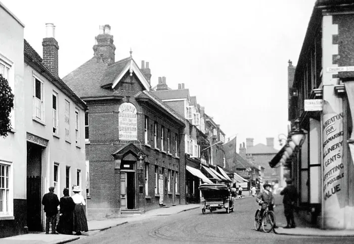 Framed Print : Leatherhead High Street probably 1920s Framed Print : Leatherhead High Street probably 1920s