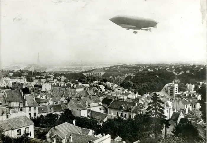 Framed Print : Lebaudy airship Republique Framed Print : Lebaudy airship Republique