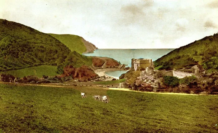 Framed Print : Lee Abbey and Bay, Lynton, Devon Framed Print : Lee Abbey and Bay, Lynton, Devon