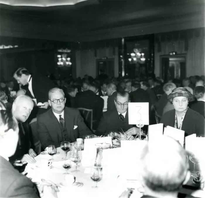 Framed Print : From left: Lord Sempill, Sir George Gardner, ACM Sir Fra? Framed Print : From left: Lord Sempill, Sir George Gardner, ACM Sir Fra?