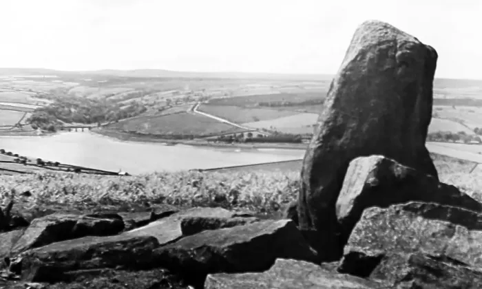 Framed Print : Leighton Reservoir, Masham Moor in the 1930s Framed Print : Leighton Reservoir, Masham Moor in the 1930s