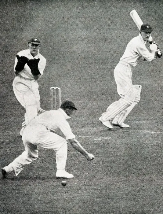 Framed Print : Len Hutton cutting McCabe past Waite at the Oval Framed Print : Len Hutton cutting McCabe past Waite at the Oval