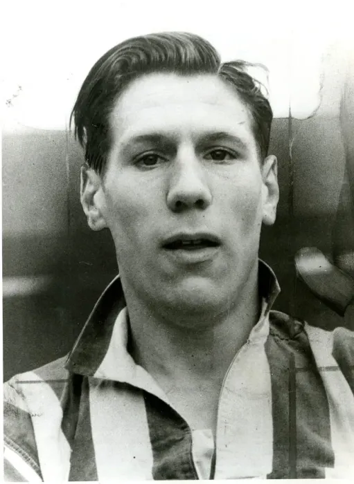 Framed Print : Len Shackleton, English footballer Framed Print : Len Shackleton, English footballer