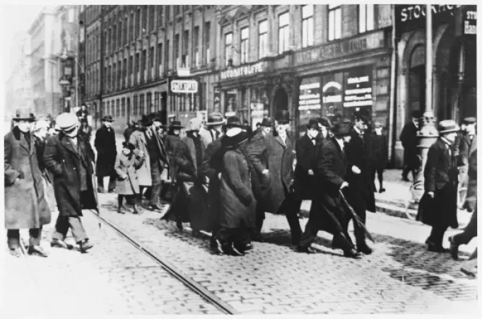 Framed Print : Lenin in Stockholm Framed Print : Lenin in Stockholm
