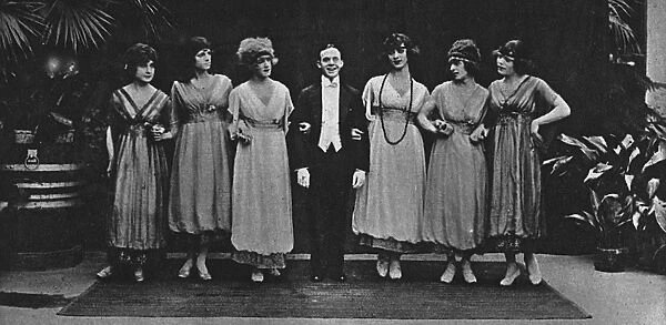 Les Rouges et Noirs army troupe at the Savoy, 1919