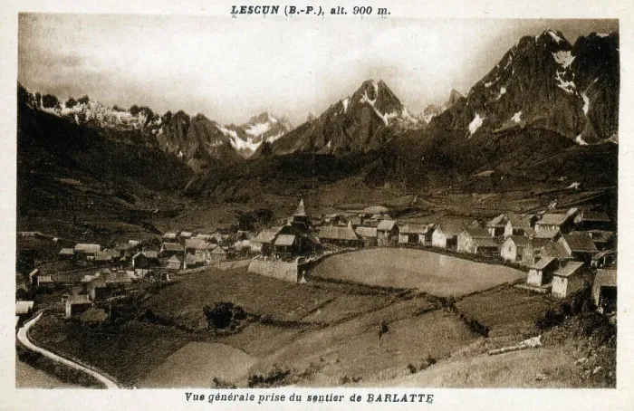 Framed Print : Lescun, Pyrenees-Atlantiques department, France Framed Print : Lescun, Pyrenees-Atlantiques department, France