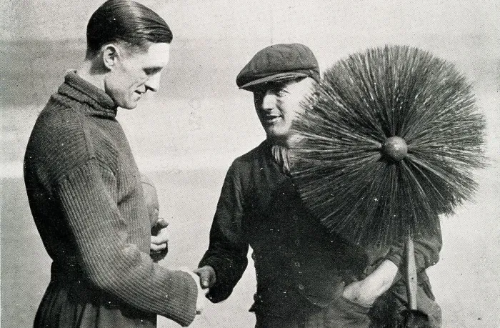 Framed Print : Leslie Howe of Tottenham Hotspur with chimney sweep Framed Print : Leslie Howe of Tottenham Hotspur with chimney sweep