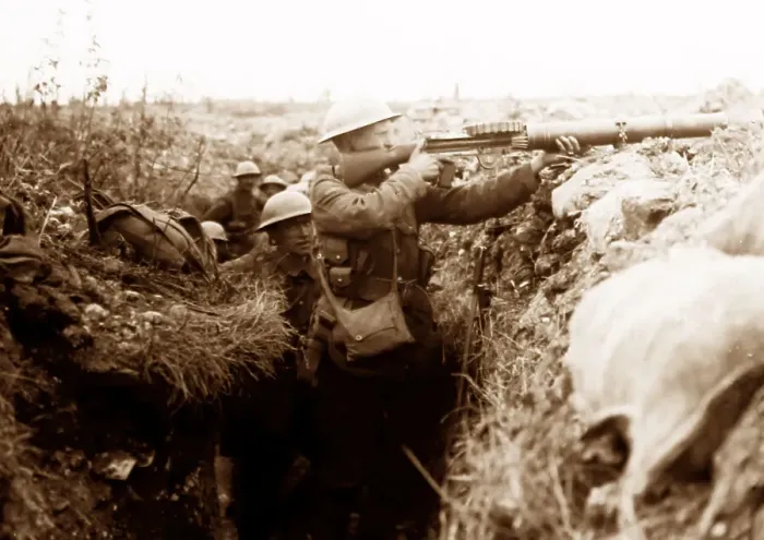 Framed Print : Lewis gun near Ovillers, July 1916, Battle of the Somme Framed Print : Lewis gun near Ovillers, July 1916, Battle of the Somme