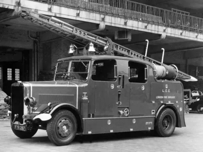 Framed Print : LFB enclosed Leyland pump, Brigade HQ, WW2 Framed Print : LFB enclosed Leyland pump, Brigade HQ, WW2