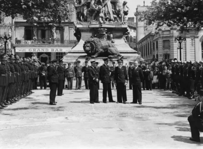 Framed Print : LFB firefighters on tour of France and Italy Framed Print : LFB firefighters on tour of France and Italy