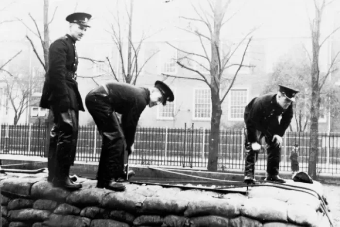 Framed Print : LFB firefighters and winter snows, WW2 Framed Print : LFB firefighters and winter snows, WW2
