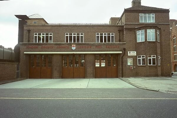 LFDCA-LFB Shadwell fire station, Cable Street