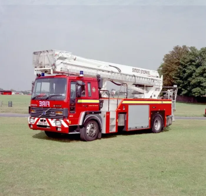 Framed Print : LFDCA-LFB Simon Snorkel hydraulic platform Framed Print : LFDCA-LFB Simon Snorkel hydraulic platform