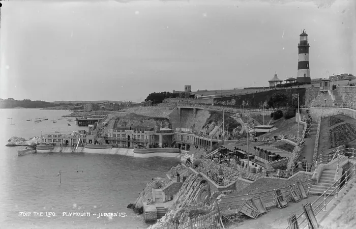 Framed Print : The Lido, Plymouth Framed Print : The Lido, Plymouth