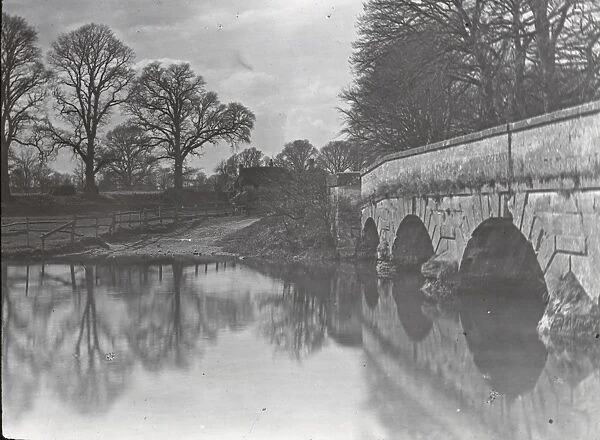 Life of Charles Dickens - Bridge over the Avon