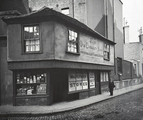 Life of Charles Dickens - Dickens Old Curiosity Shop