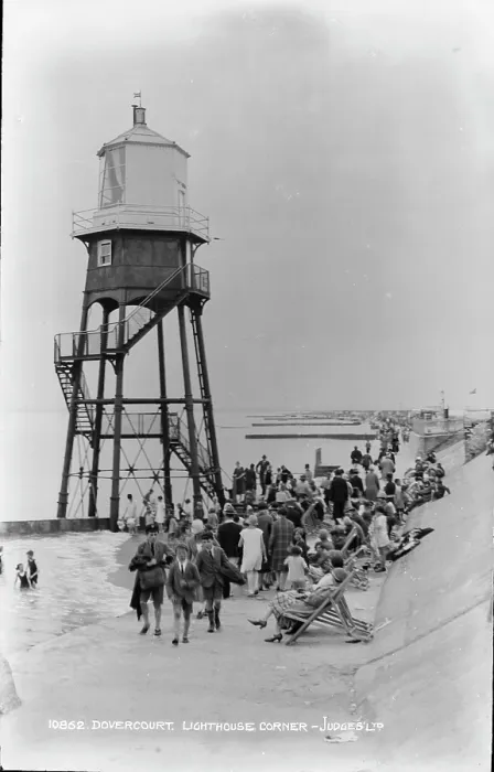 Framed Print : Lighthouse Corner at Dovercourt Framed Print : Lighthouse Corner at Dovercourt