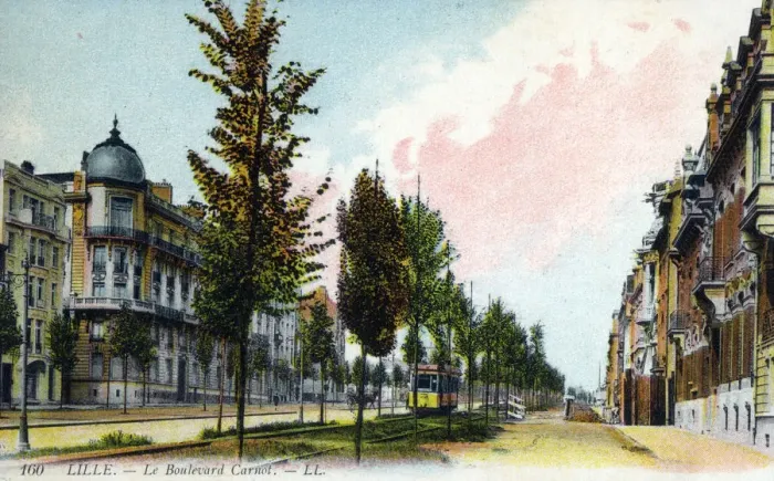 Framed Print : Lille, France - Le Boulevard Carnot. Date: circa 1910 Framed Print : Lille, France - Le Boulevard Carnot. Date: circa 1910