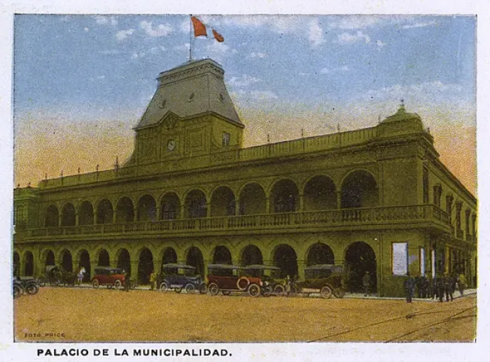 Framed Print : Lima, Peru - Palacio de la Municipalidad