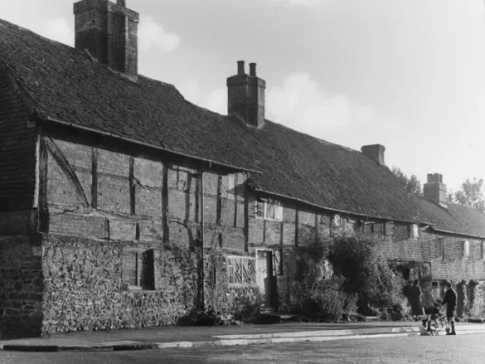 Framed Print : Limpsfield Cottages Framed Print : Limpsfield Cottages